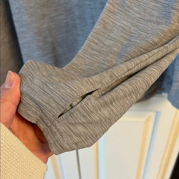 Gray Hooded Long Sleeve Top Old Navy Active 3x - Picture 4 of 5